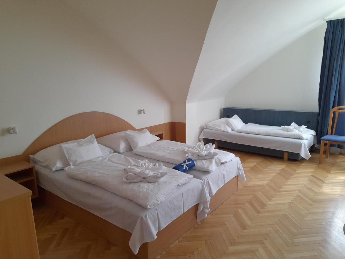 Hotel Nimrod Vendeghaz Hajdúszoboszló Exteriér fotografie