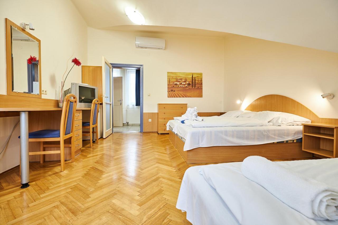 Hotel Nimrod Vendeghaz Hajdúszoboszló Exteriér fotografie